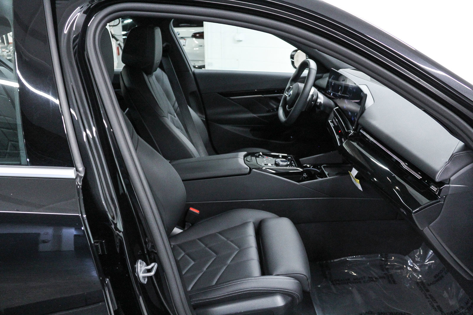 Used 2026 BMW 530i w/ Premium Package image 18