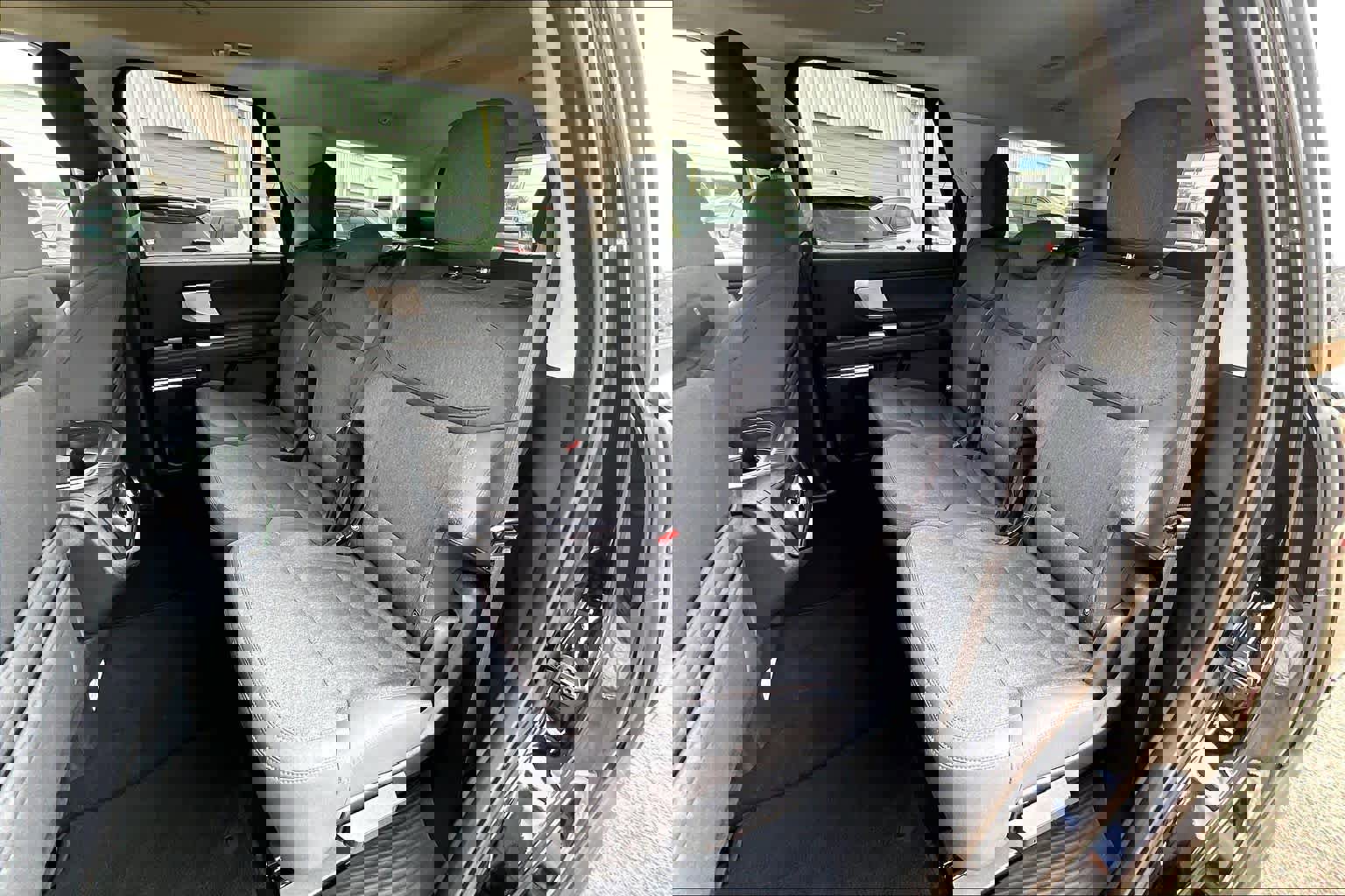 Certified 2025 Ford Expedition Active image 21