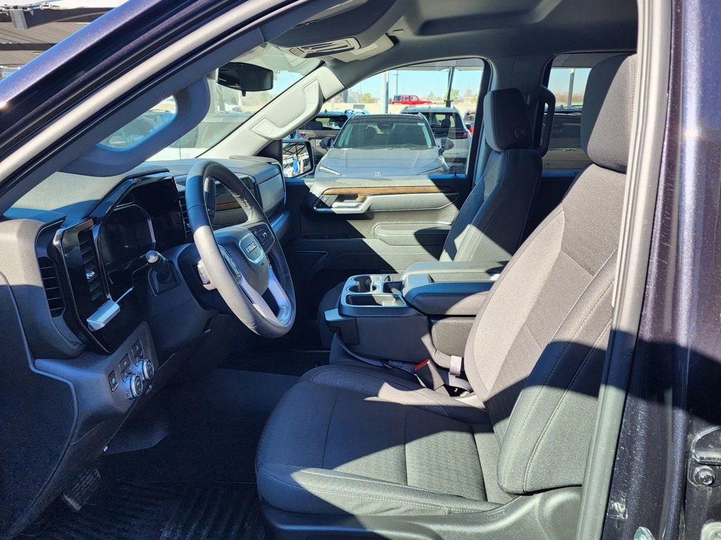 New 2026 GMC Sierra 1500 Elevation image 16
