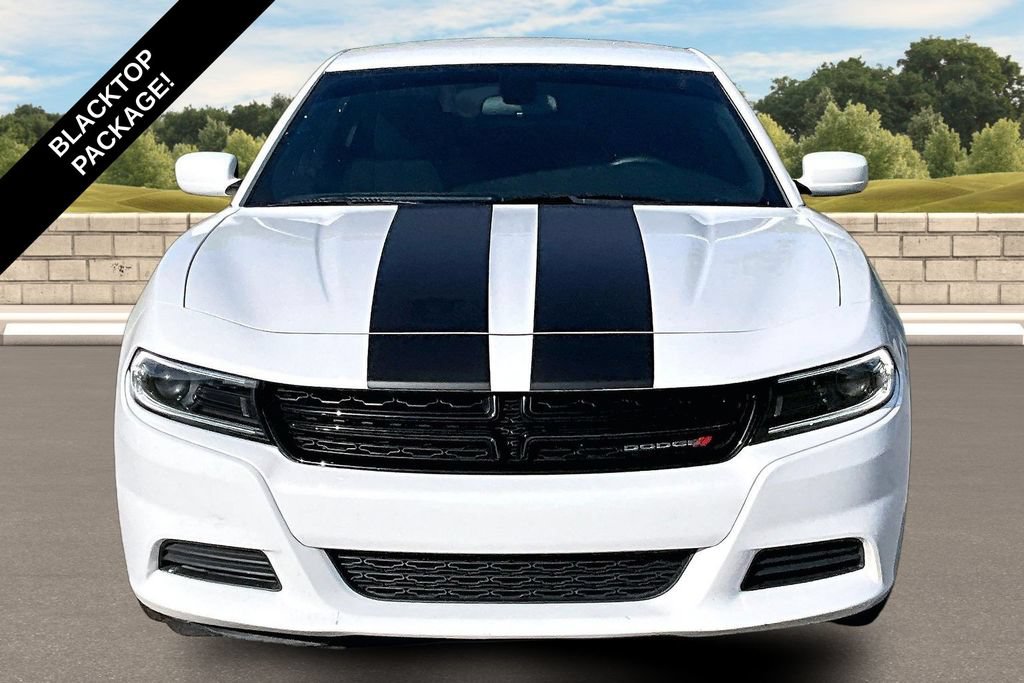 Used 2022 Dodge Charger SXT RWD image 3