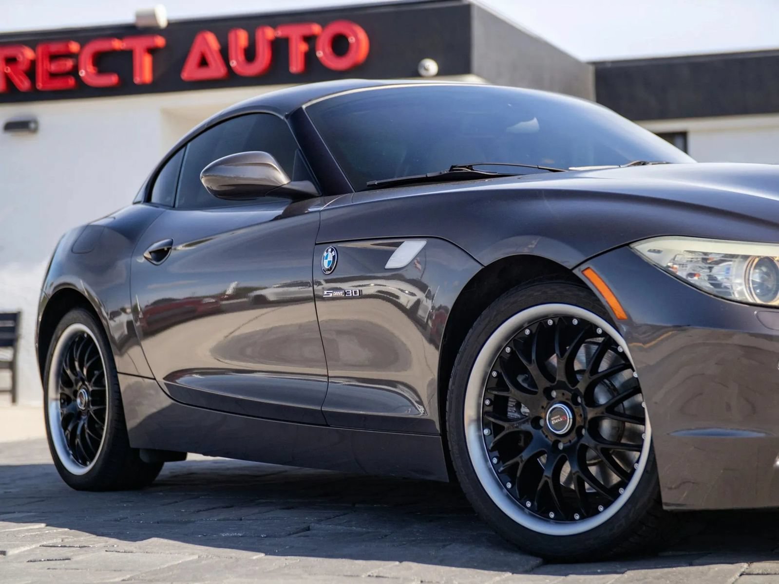 Used 2011 BMW Z4 sDrive30i RWD image 13