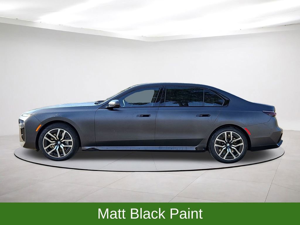 Used 2024 BMW 760i xDrive image 4