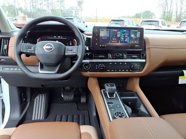 New 2026 Nissan Pathfinder Platinum image 8