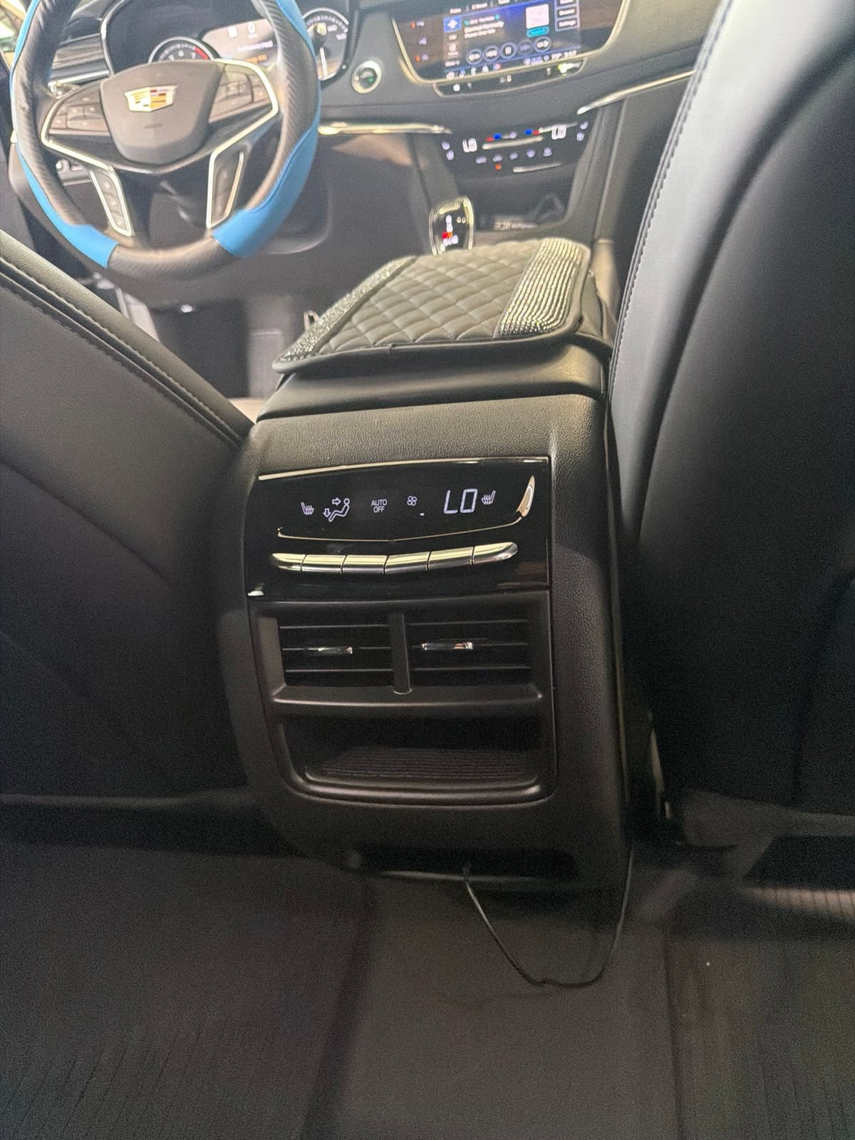 Used 2024 Cadillac XT5 Premium Luxury w/ Technology Package FWD image 13