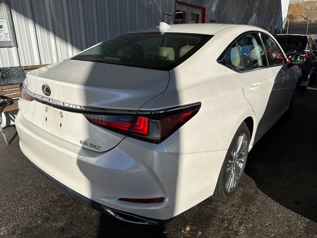 Used 2019 Lexus ES 350 Luxury w/ Premium Package image 27