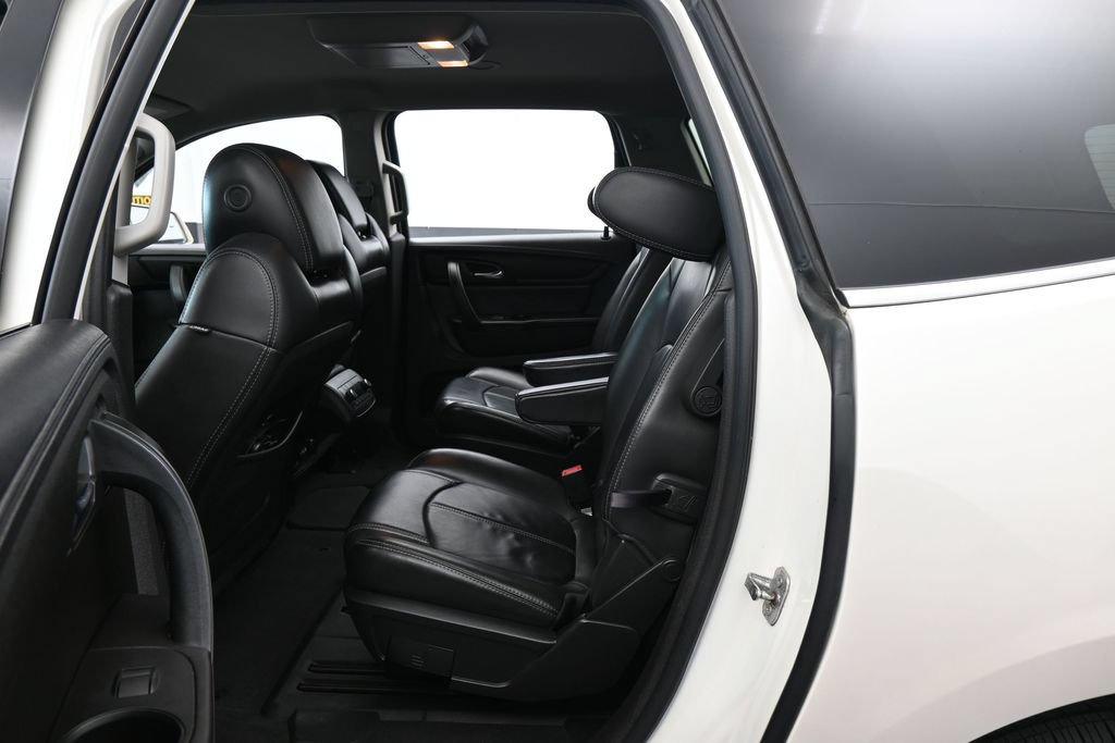 Used 2013 Chevrolet Traverse LT FWD image 30