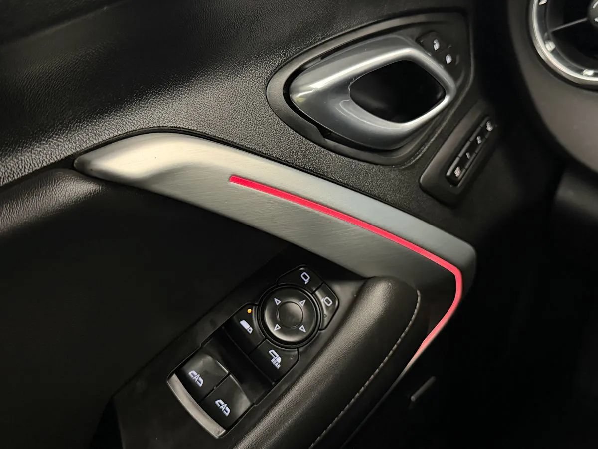 Used 2019 Chevrolet Camaro SS RWD image 16