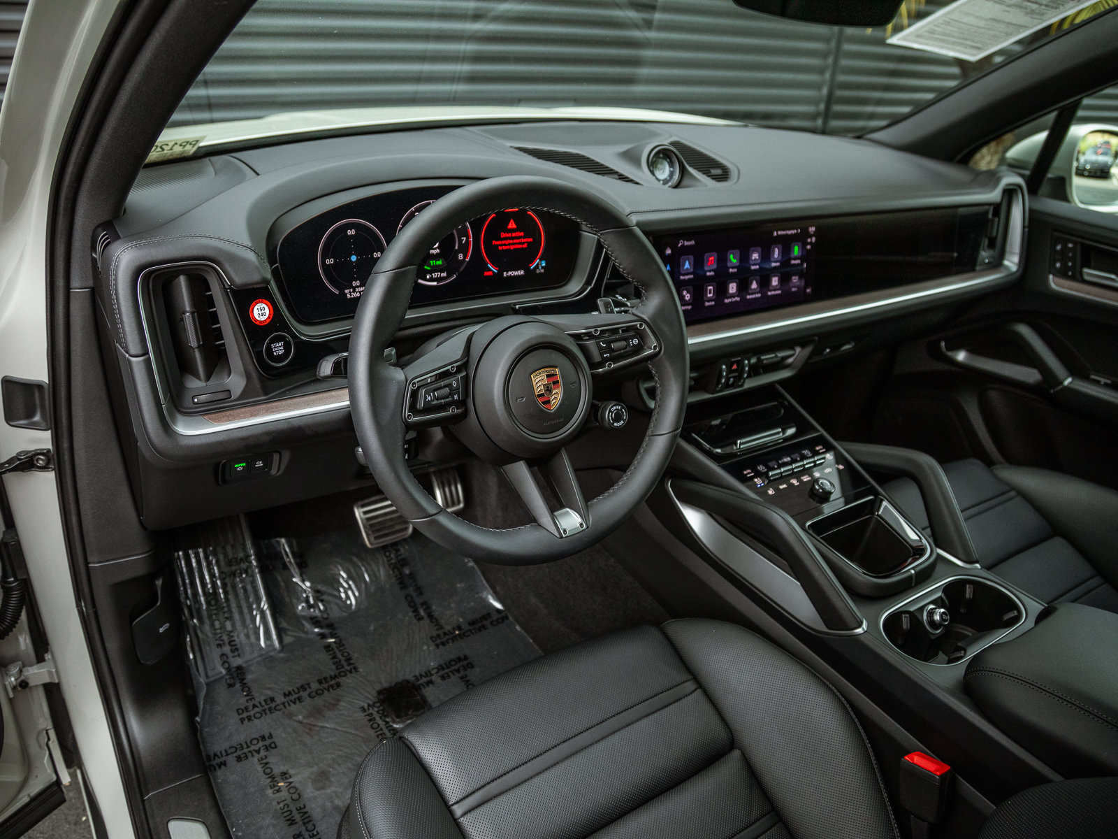 Certified 2026 Porsche Cayenne S AWD/4WD image 4