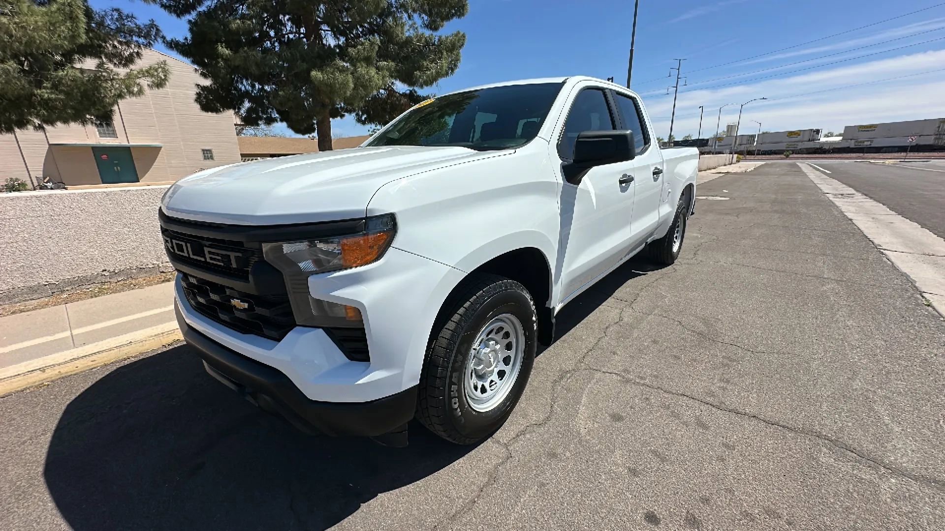 Used 2022 Chevrolet Silverado 1500 W/T w/ Trailering Package image 9