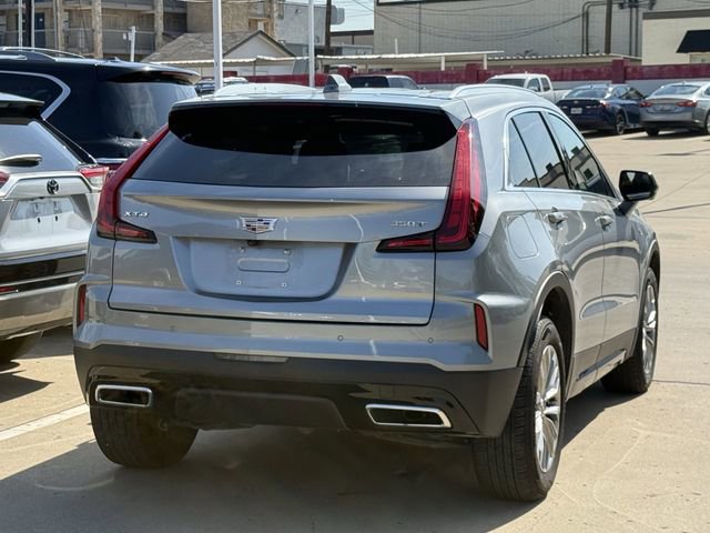 Used 2025 Cadillac XT4 Premium Luxury FWD image 4