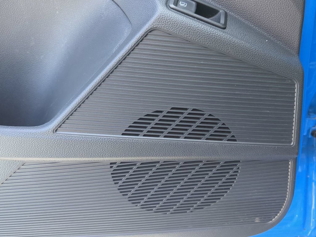Certified 2023 Volkswagen Taos SEL AWD/4WD image 19