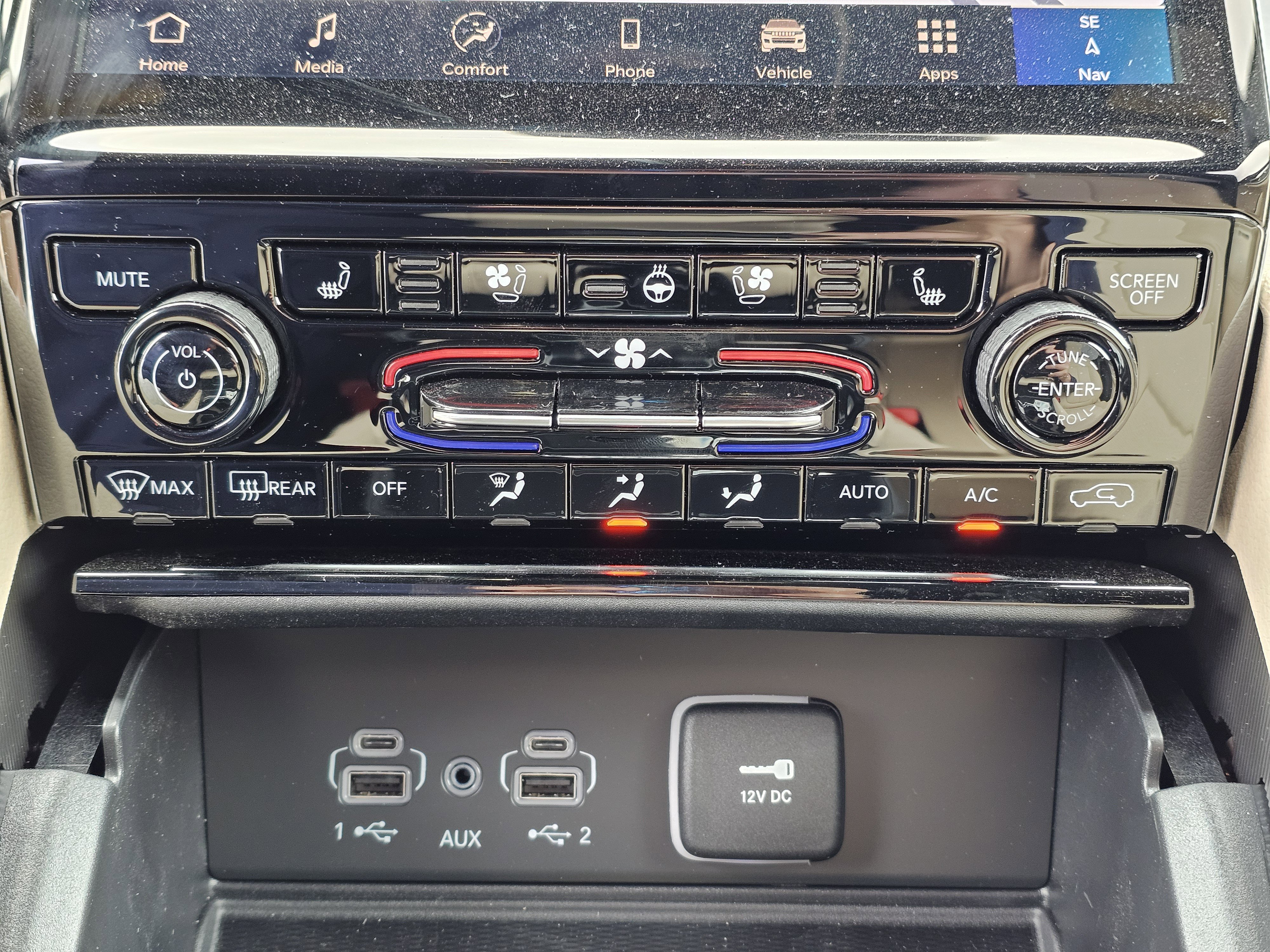 New 2025 Jeep Grand Cherokee Limited w/ Luxury Tech Group II image 27