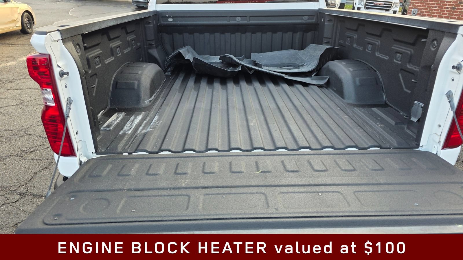 Used 2024 Chevrolet Silverado 2500 Custom w/ Custom Value Package AWD/4WD image 10