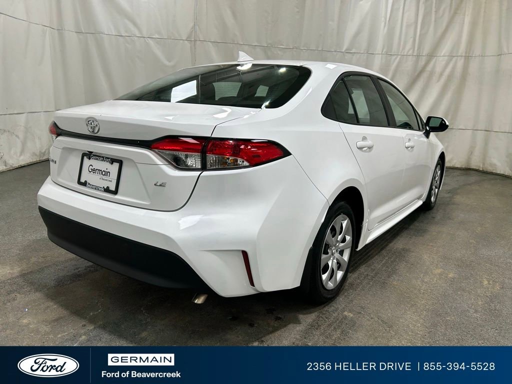 Used 2025 Toyota Corolla LE image 3
