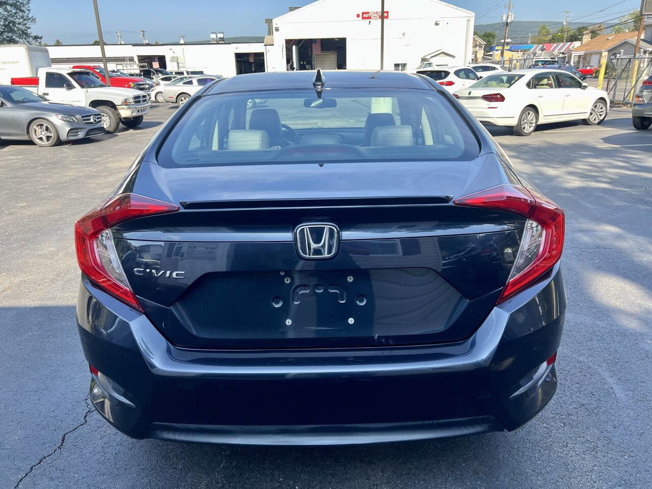 Used 2017 Honda Civic EX-L image 5
