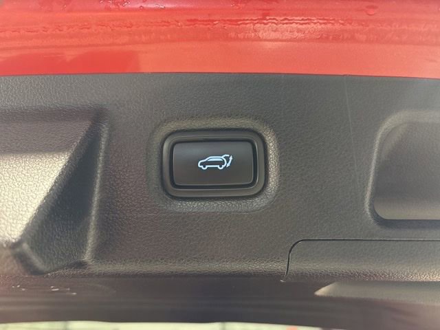 Used 2022 Hyundai Santa Fe Limited AWD/4WD image 22