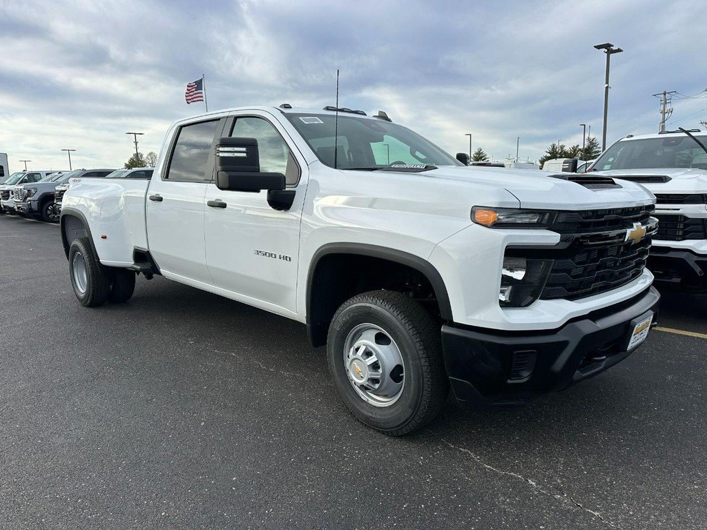 New 2026 Chevrolet Silverado 3500 W/T w/ WT Convenience Package AWD/4WD image 2