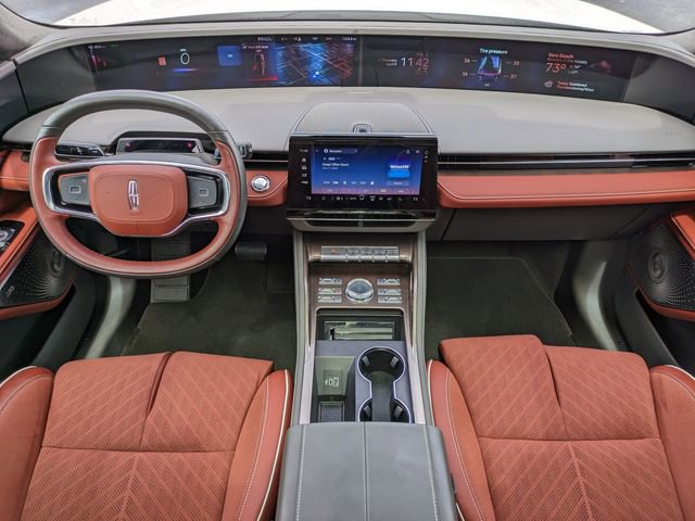 Used 2025 Lincoln Nautilus Black Label image 18