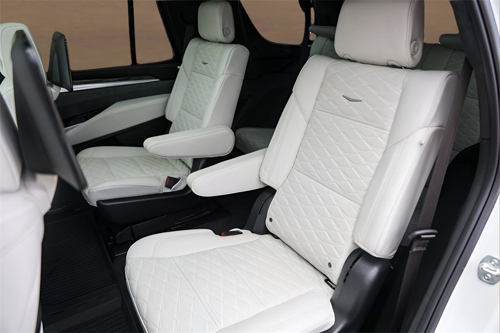 Certified 2025 Cadillac Escalade V w/ LPO, Floor Liner Package image 25