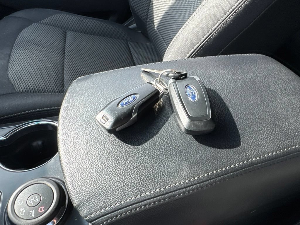 Used 2017 Ford Explorer XLT AWD/4WD image 62