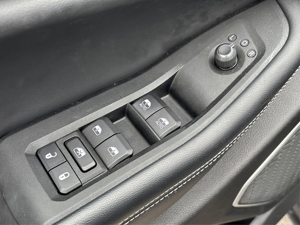 Used 2022 Jeep Grand Cherokee L Limited image 37