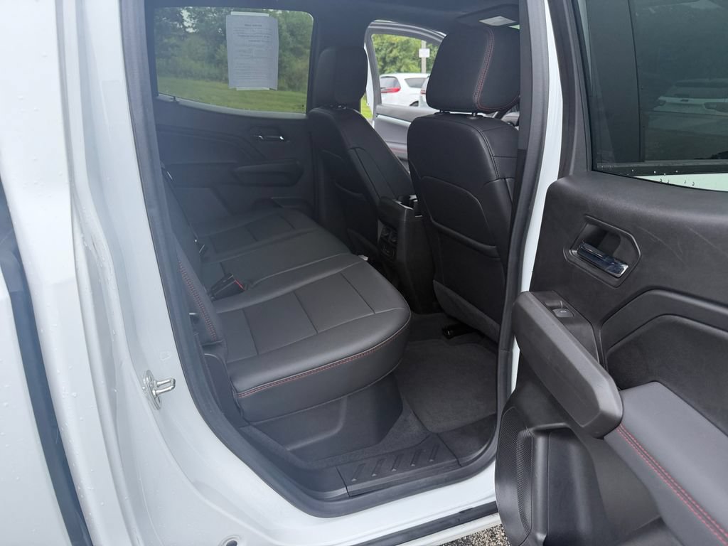 Certified 2024 Chevrolet Colorado Z71 w/ Z71 Convenience Package 2 AWD/4WD image 27