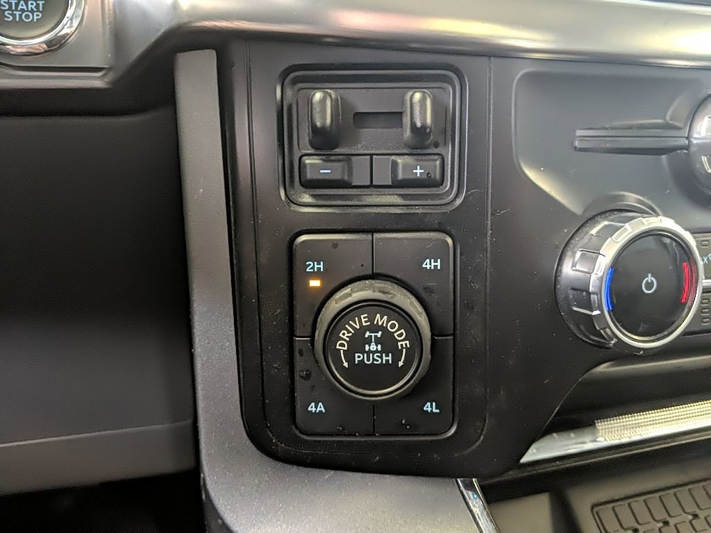 Certified 2023 Ford F150 Lariat w/ Equipment Group 502A High image 26