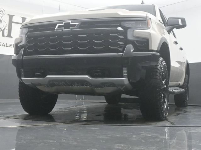 New 2026 Chevrolet Silverado 1500 ZR2 w/ Dark Appearance Package AWD/4WD image 34