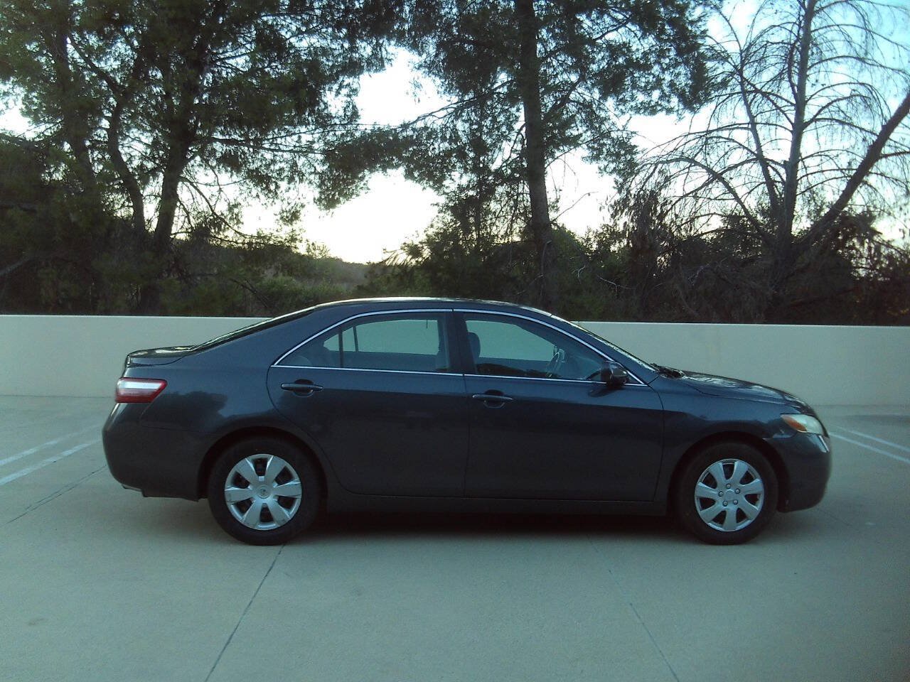 Used 2008 Toyota Camry LE FWD image 10