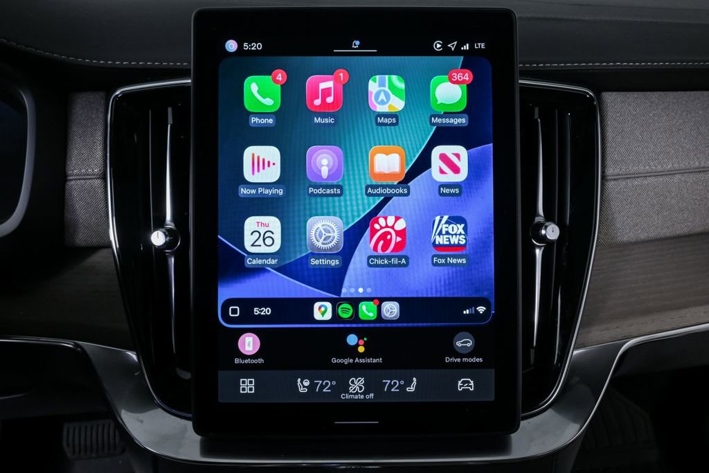 Certified 2026 Volvo XC90 T8 Ultra image 18