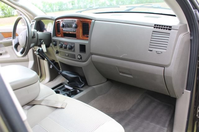 Used 2006 Dodge Ram 3500 Truck SLT w/ Light Group AWD/4WD image 24