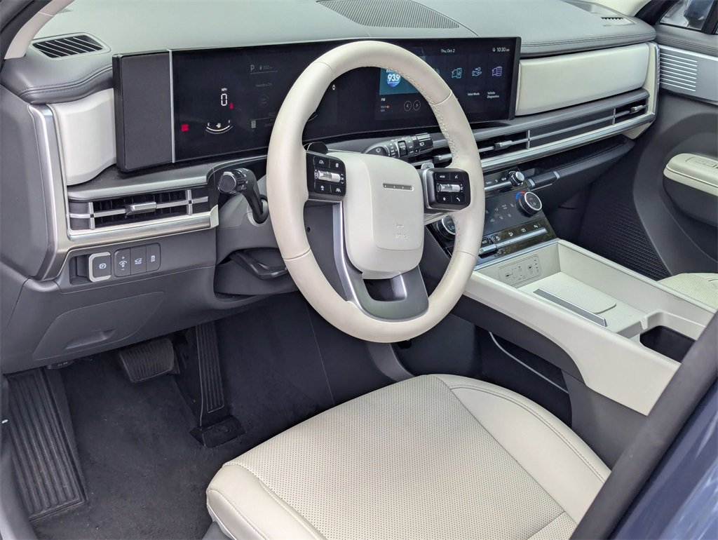 Used 2025 Hyundai Santa Fe SEL image 16