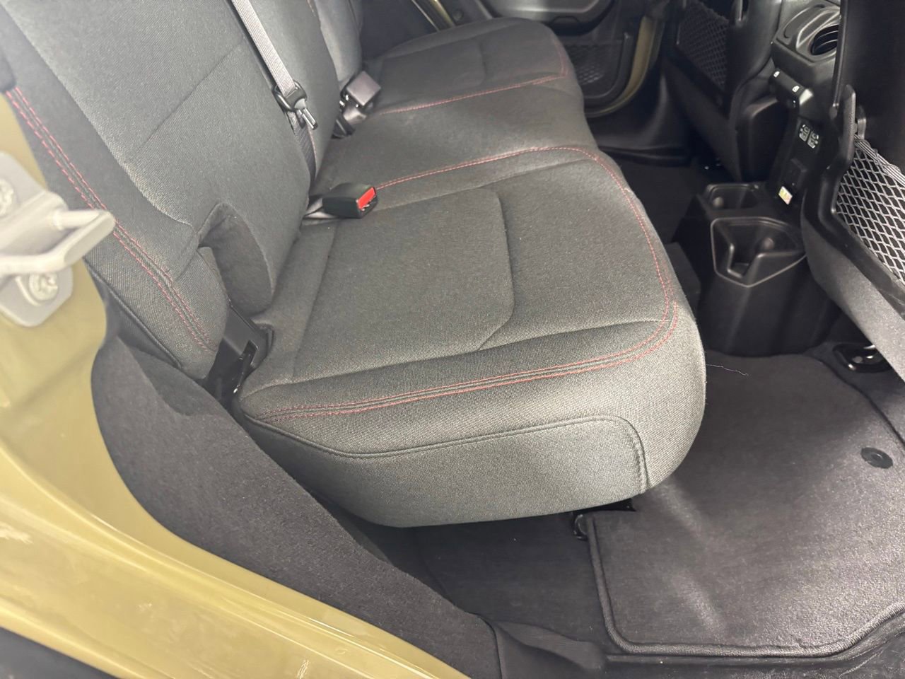 Used 2025 Jeep Wrangler Unlimited Rubicon image 29