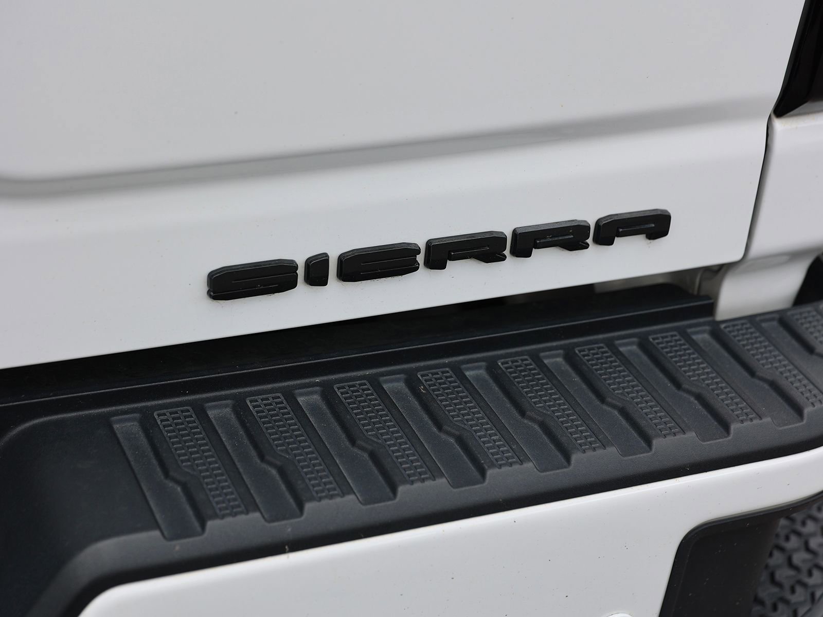 Used 2022 GMC Sierra 2500 Denali w/ Denali Ultimate Package image 14
