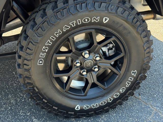 Certified 2025 Jeep Gladiator Willys image 12