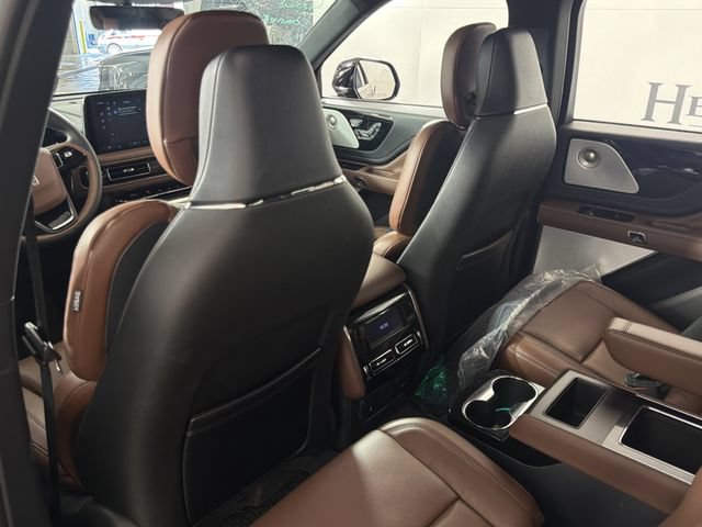 Used 2026 Lincoln Aviator Reserve w/ Luxury Package AWD/4WD image 21