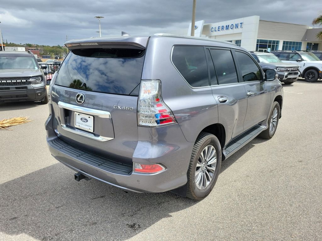 Used 2023 Lexus GX 460 Luxury w/ Accessory Package image 5