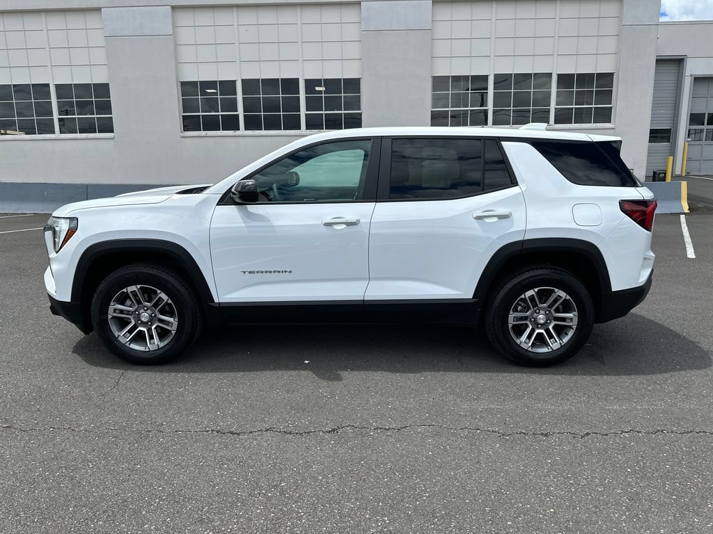 Used 2026 GMC Terrain Elevation AWD/4WD image 3
