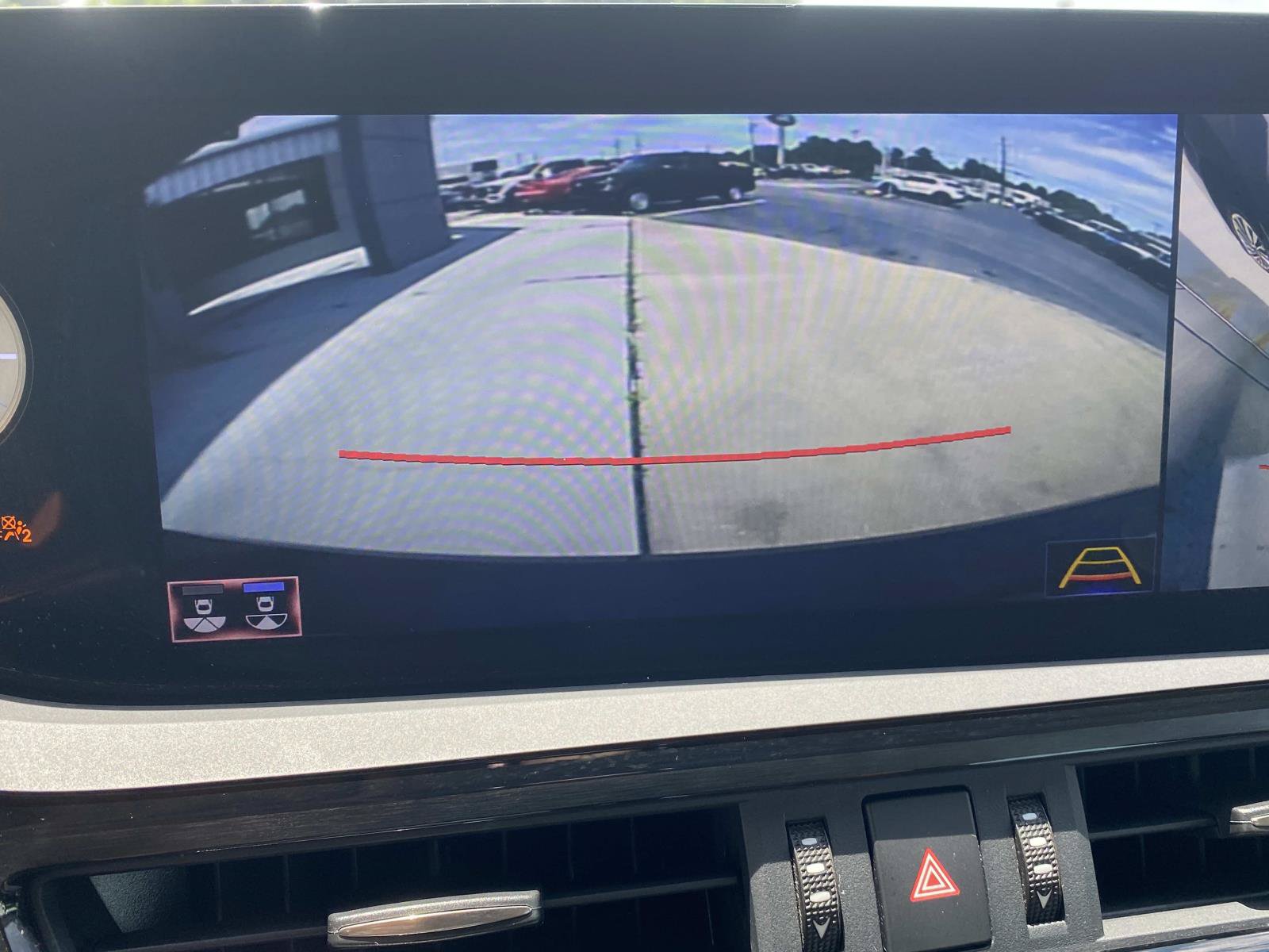 Used 2022 Lexus ES 350 Ultra Luxury w/ Accessory Package 2 FWD image 24