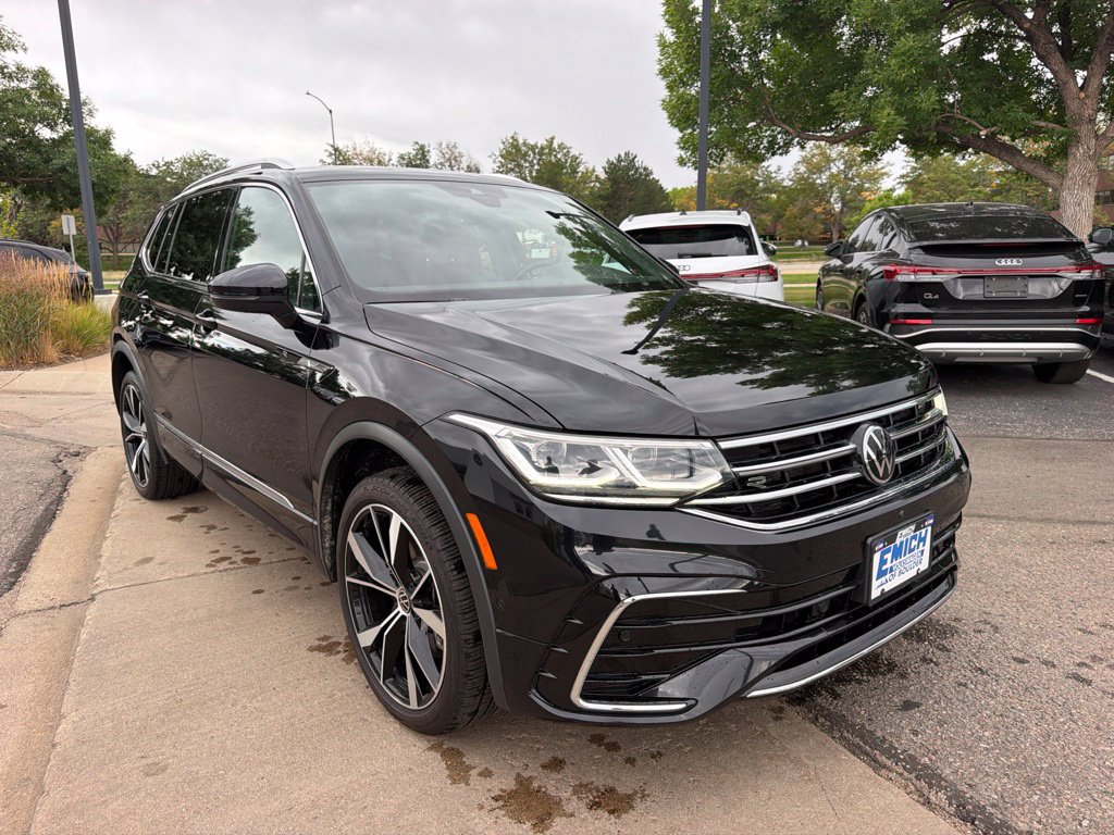 Used 2023 Volkswagen Tiguan SEL R-Line AWD/4WD image 7