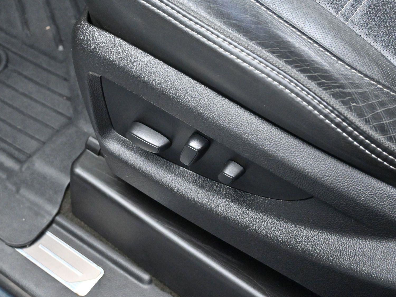 Used 2018 GMC Sierra 2500 Denali w/ Duramax Plus Package image 14