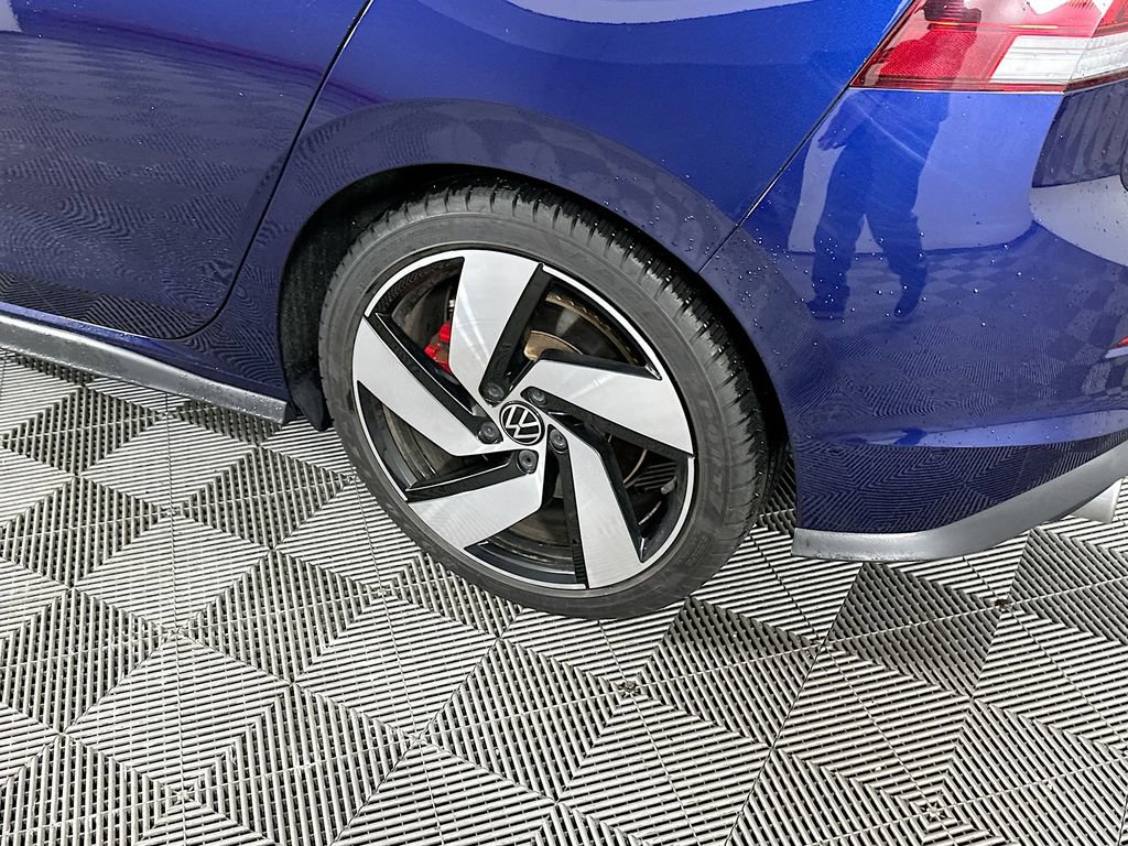 Used 2023 Volkswagen GTI SE w/ SE Leather Package image 39