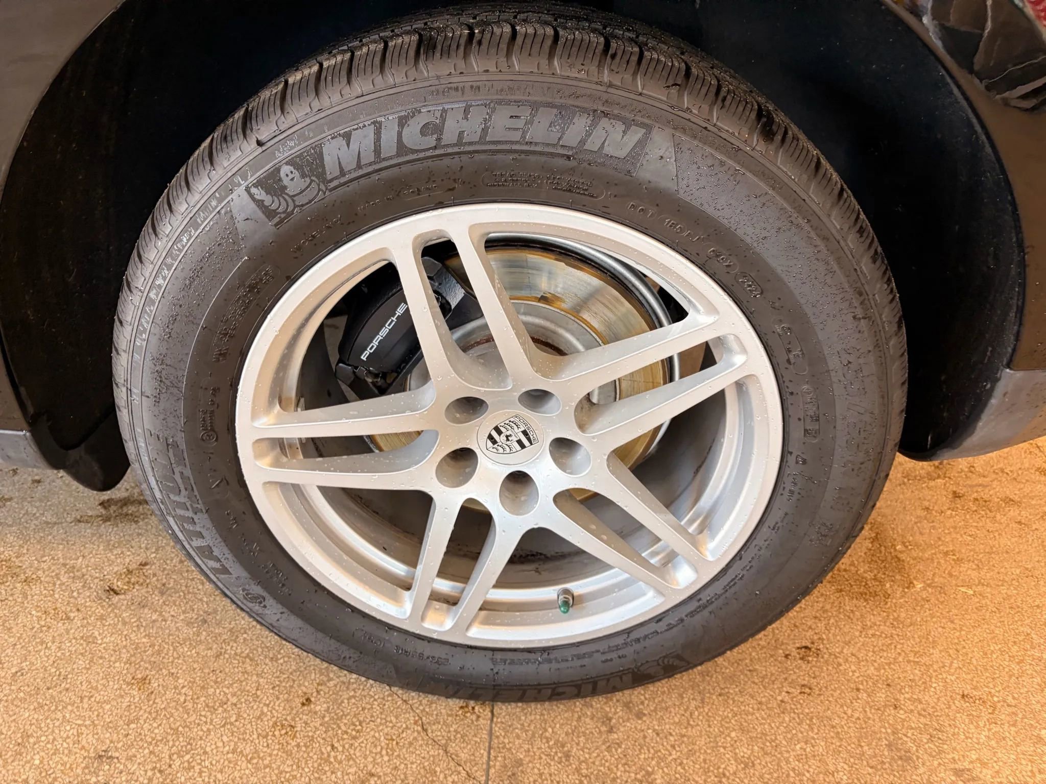 Used 2020 Porsche Macan Sport Edition image 41