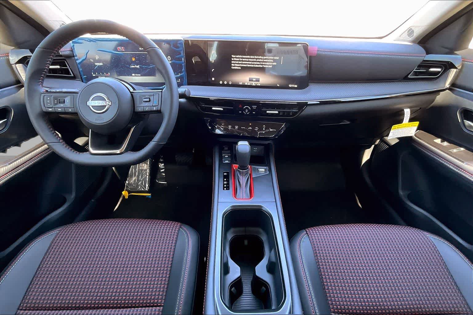 New 2026 Nissan Kicks SR FWD image 5