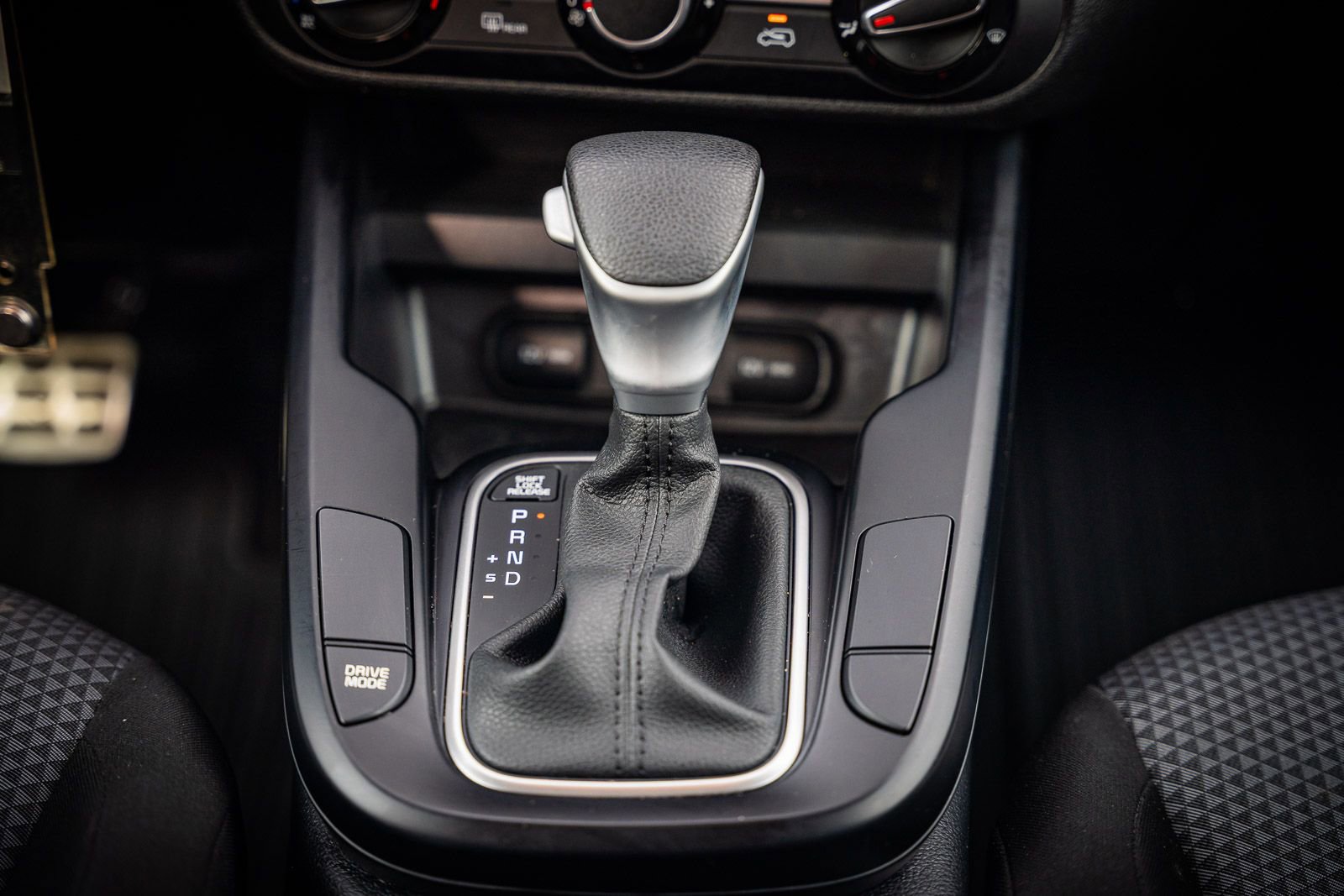 Used 2023 Kia Soul LX w/ LX Technology Package image 32