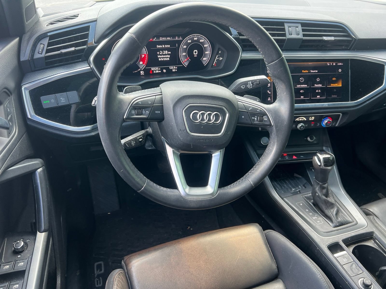 Used 2020 Audi Q3 2.0T Premium Plus w/ Premium Plus Package AWD/4WD image 14