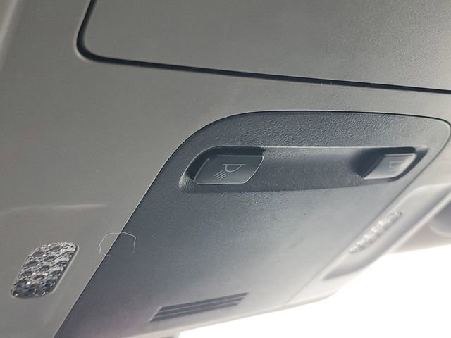 Used 2020 Toyota Camry SE image 28