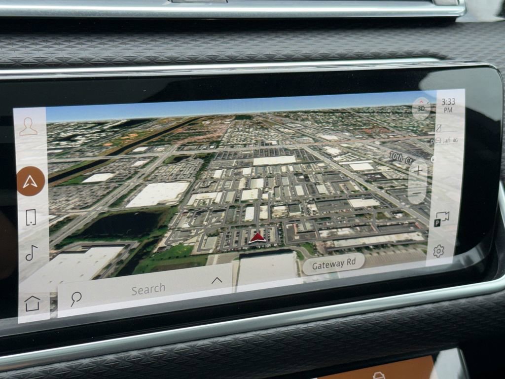 Used 2023 Land Rover Range Rover Velar R-Dynamic S image 21