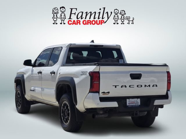 Used 2024 Toyota Tacoma TRD Off-Road w/ TRD Off Road Upgrade Package AWD/4WD image 3