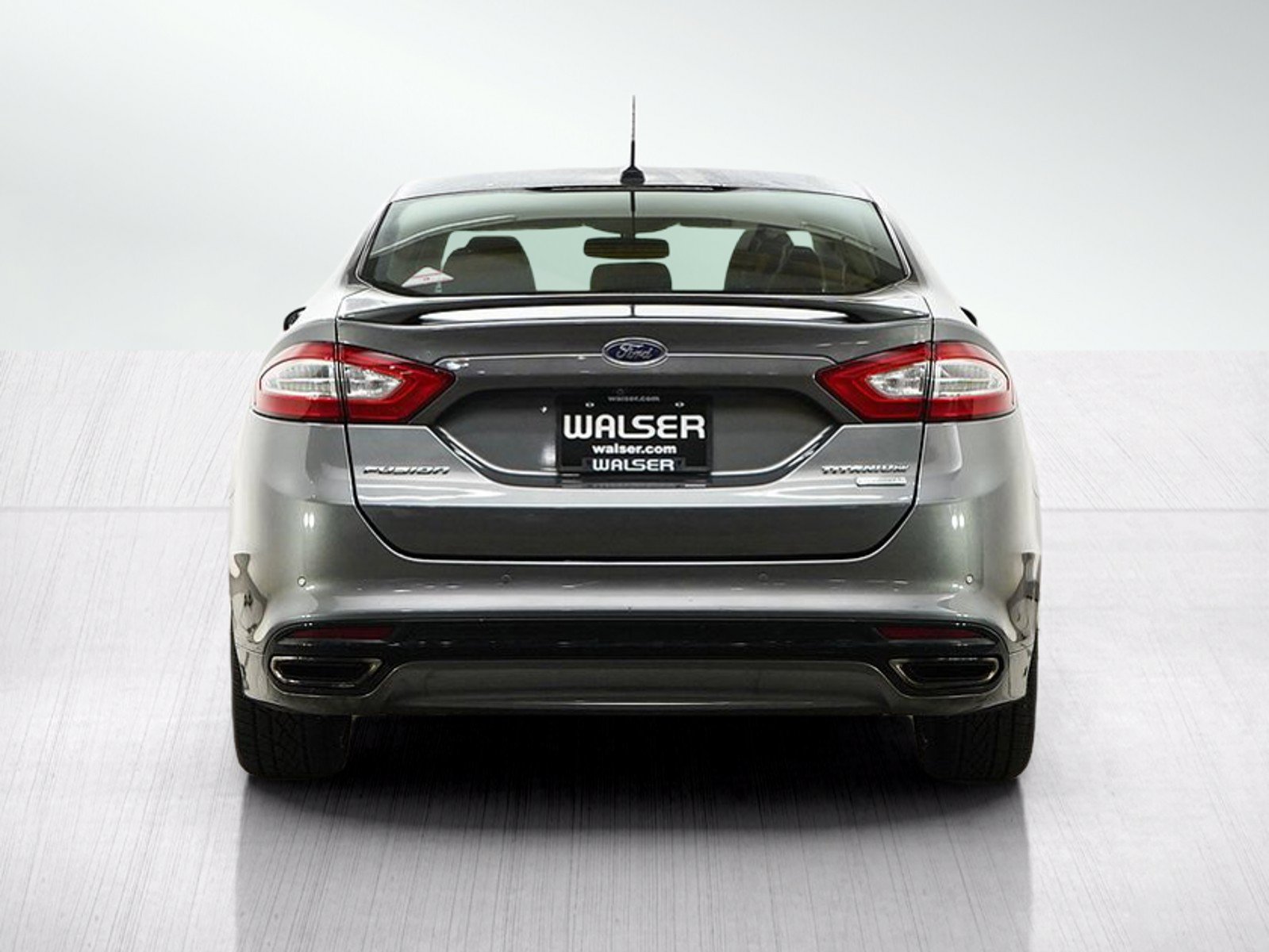 Used 2014 Ford Fusion Titanium FWD image 4